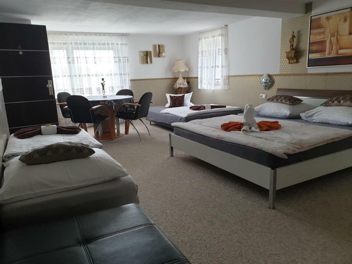 באד הומבורג וור דר הואה T&K Appartements מראה חיצוני תמונה